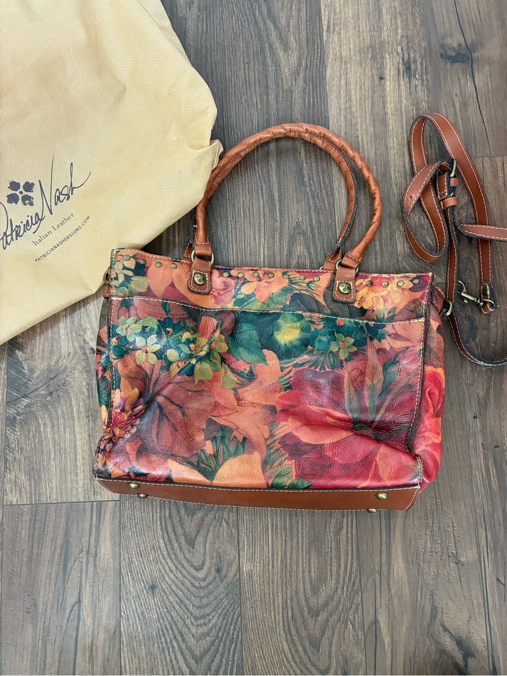 Patricia Nash Zora Satchel